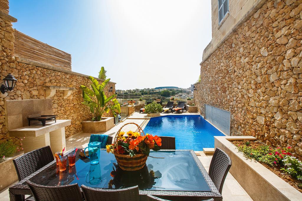 Carini Farmhouses Għarb Zimmer foto